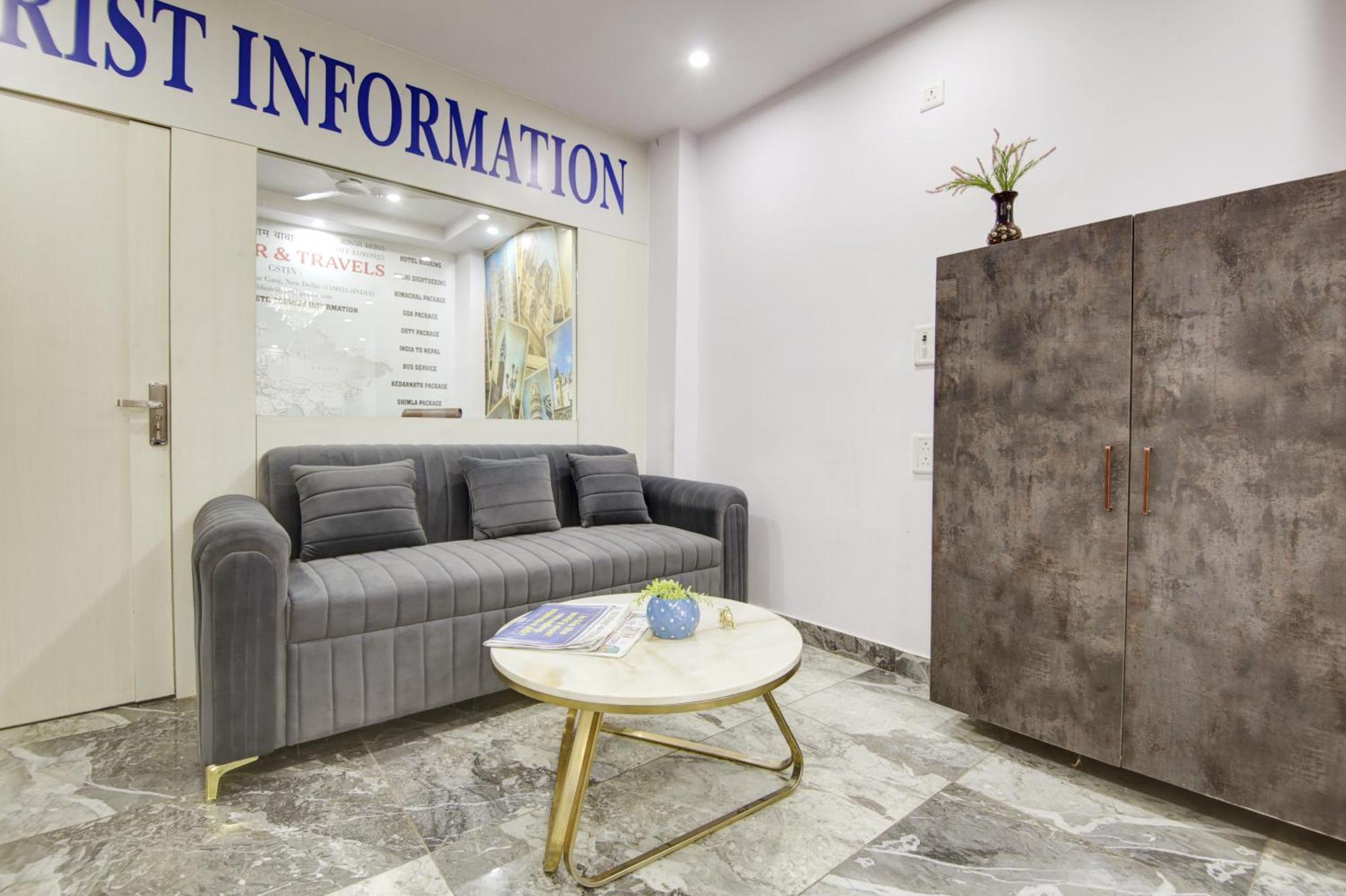 Hotel S B Inn - Near New Delhi Railway Station Paharganj Exteriör bild